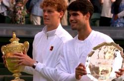 lol战绩查询-温网鏖战拉沃尔杯，辛纳扛起全队的简单介绍