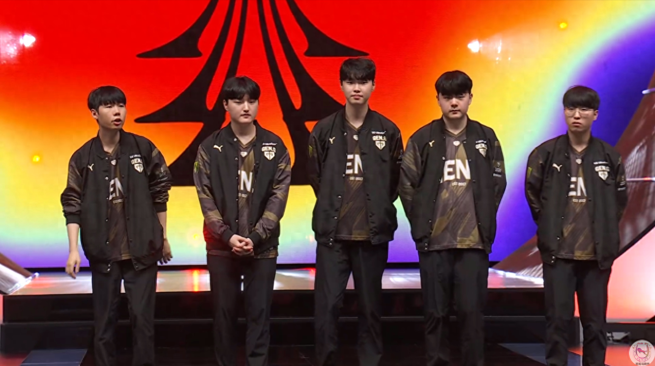 BLG绝杀FLY，Chovy开启传奇时刻全球总决赛2:0（深圳）