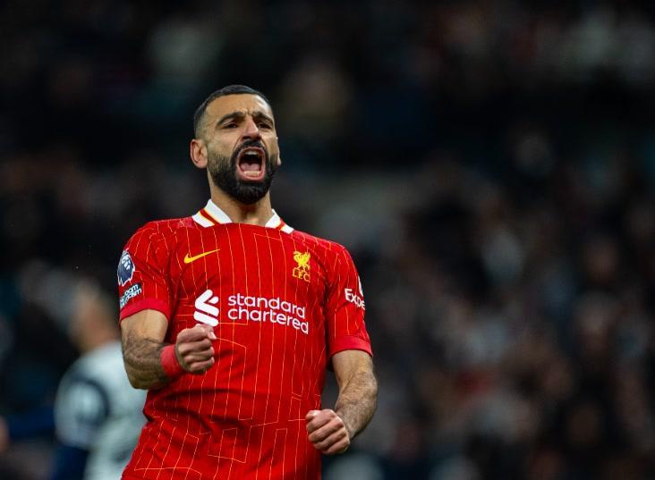 包含阿根廷力克英格兰，萨拉赫点燃赛场的词条